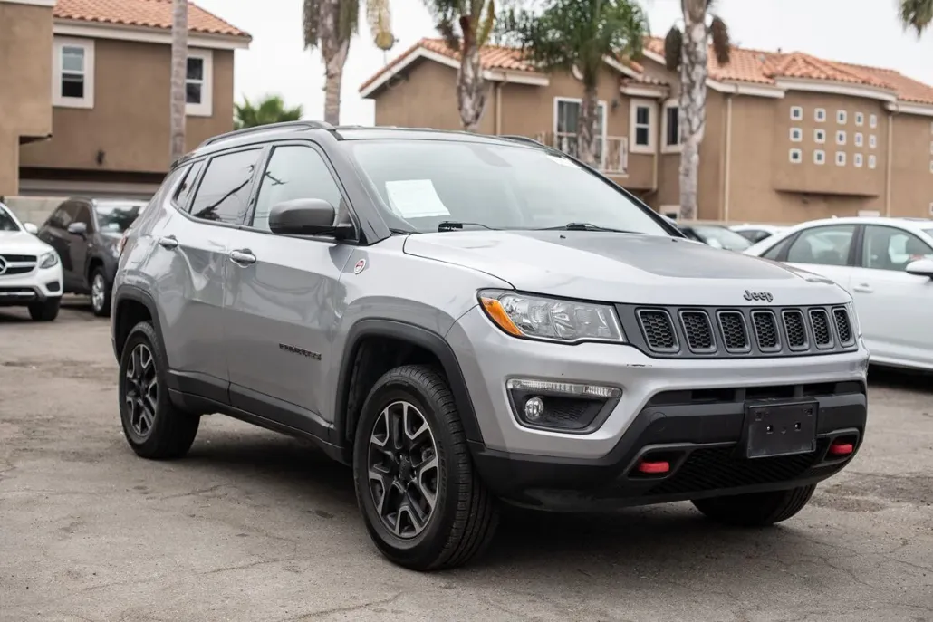 2019 Jeep Compass Trailhawk photo 1