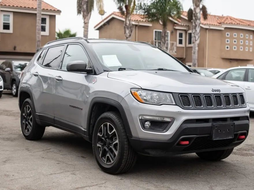 2019 Jeep Compass Trailhawk photo 1