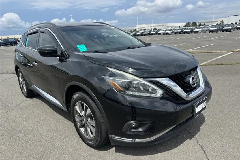 2018 Nissan Murano SV photo 1
