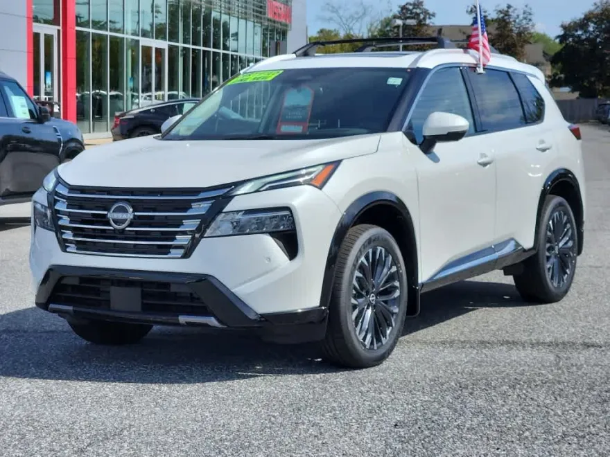 2026 Nissan Rogue Platinum photo 1