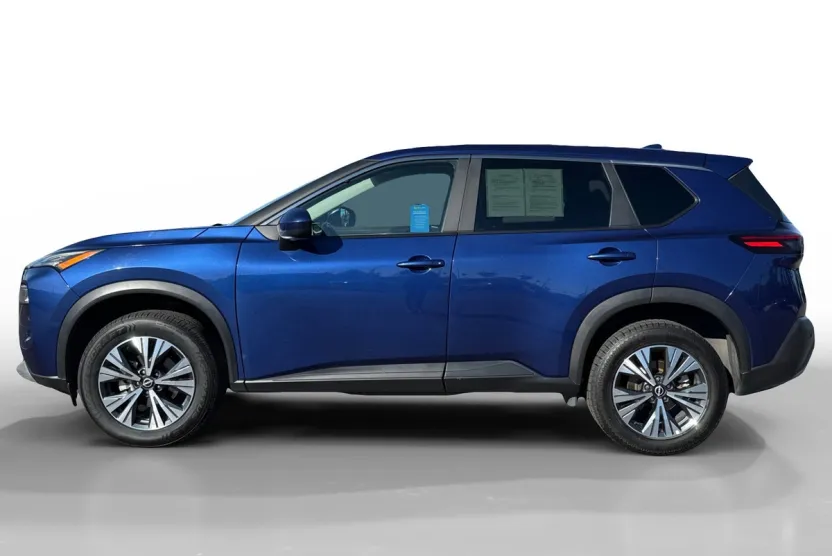 2023 Nissan Rogue SV photo 1