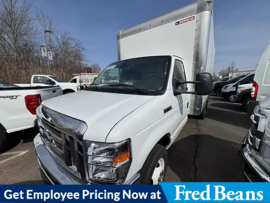 2025 Ford E-350 Base photo 1