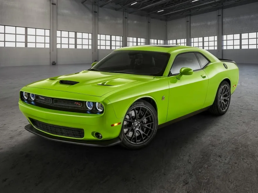 2023 Dodge Challenger R/T photo 1