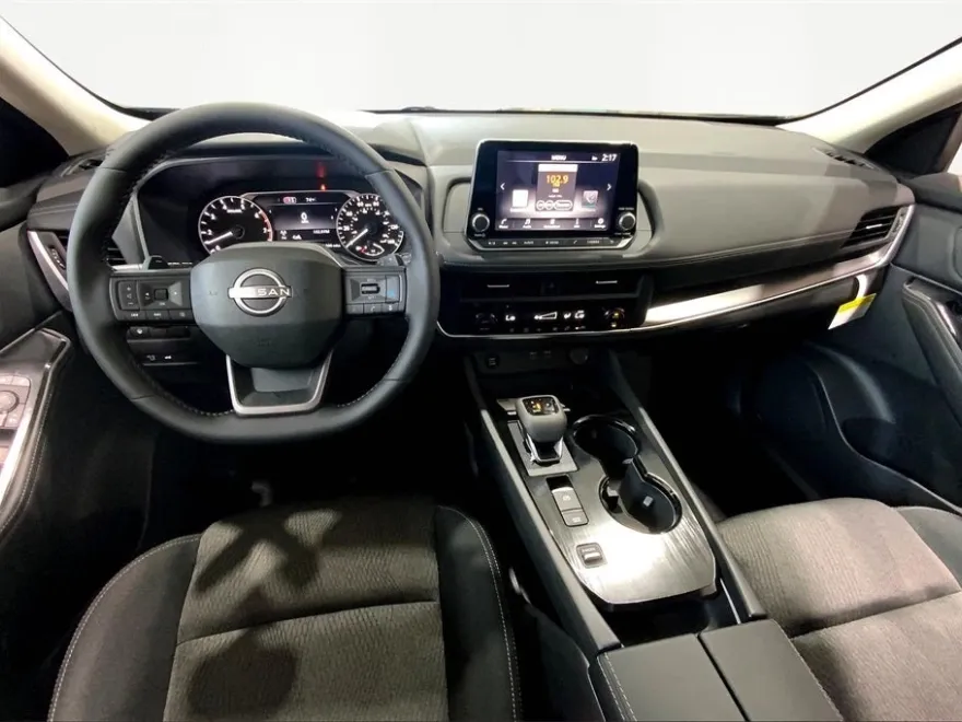 2026 Nissan Rogue SV photo 1