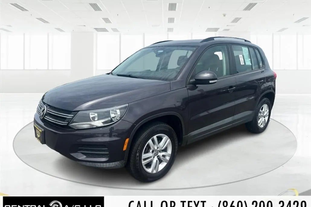 2016 Volkswagen Tiguan SE photo 1