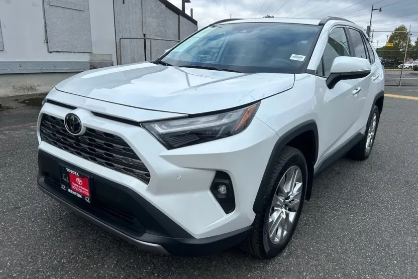 2025 Toyota RAV4 Limited photo 1