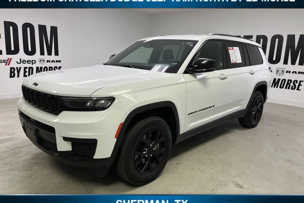 2024 Jeep Grand Cherokee Altitude photo 1