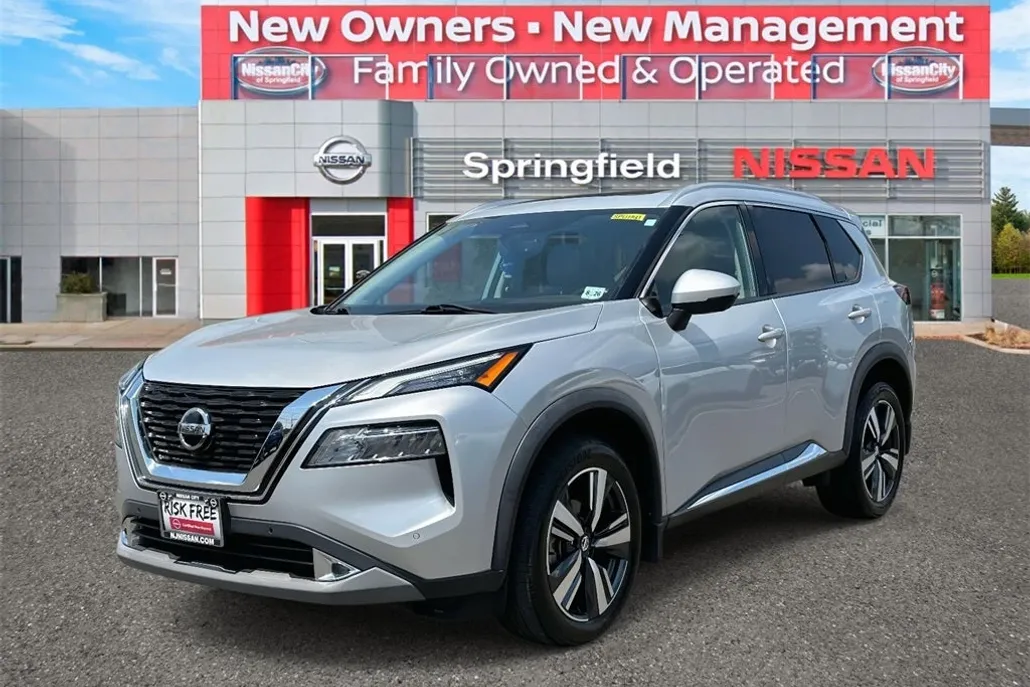 2021 Nissan Rogue SL photo 1