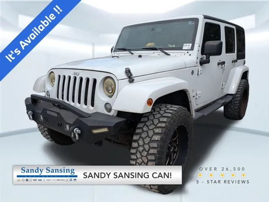 2015 Jeep Wrangler Unlimited Sahara photo 1