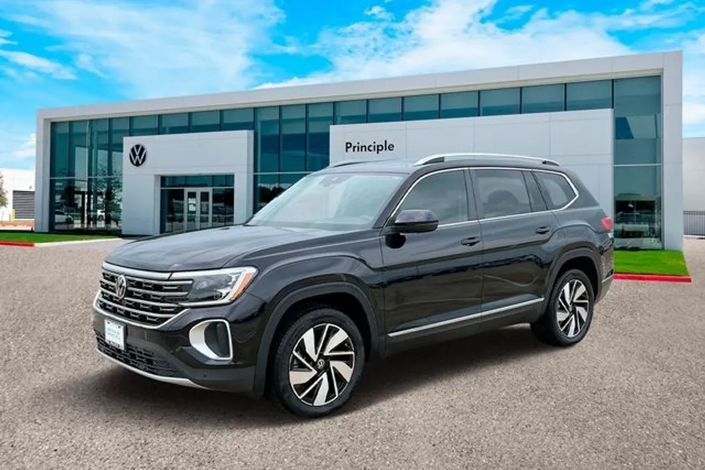 2025 Volkswagen Atlas SEL photo 1