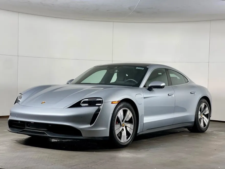 2024 Porsche Taycan 4S photo 1