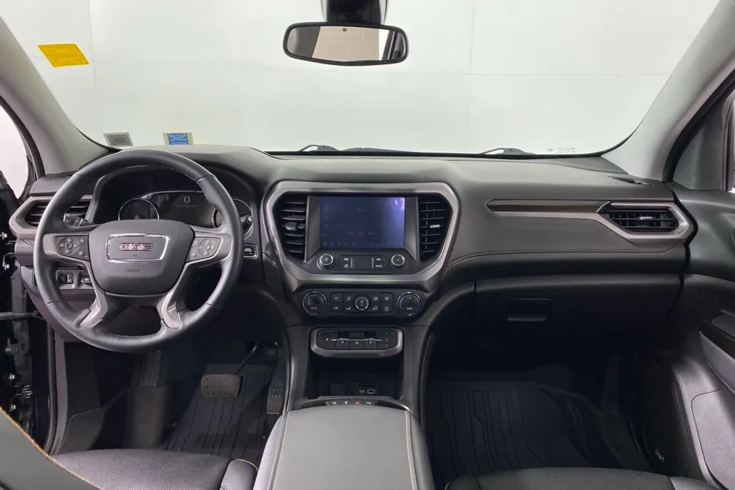 2023 Gmc Acadia AT4 photo 1