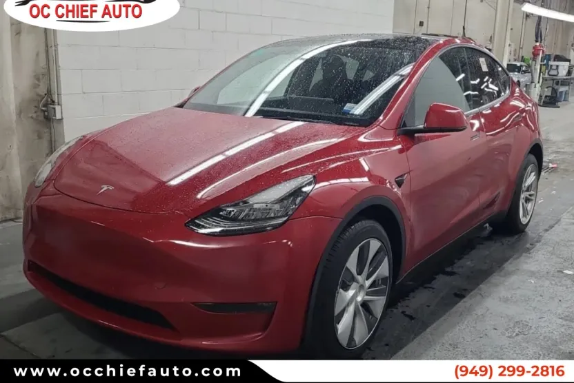 2023 Tesla Model Y Long Range photo 1