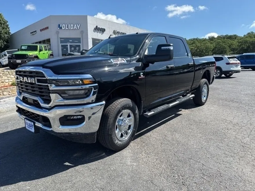 2025 Ram 2500 Tradesman photo 1
