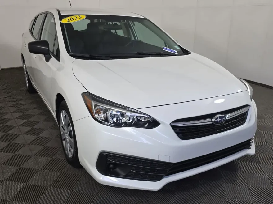2023 Subaru Impreza Base photo 1