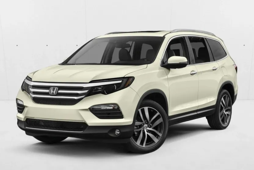 2017 Honda Pilot Touring photo 1