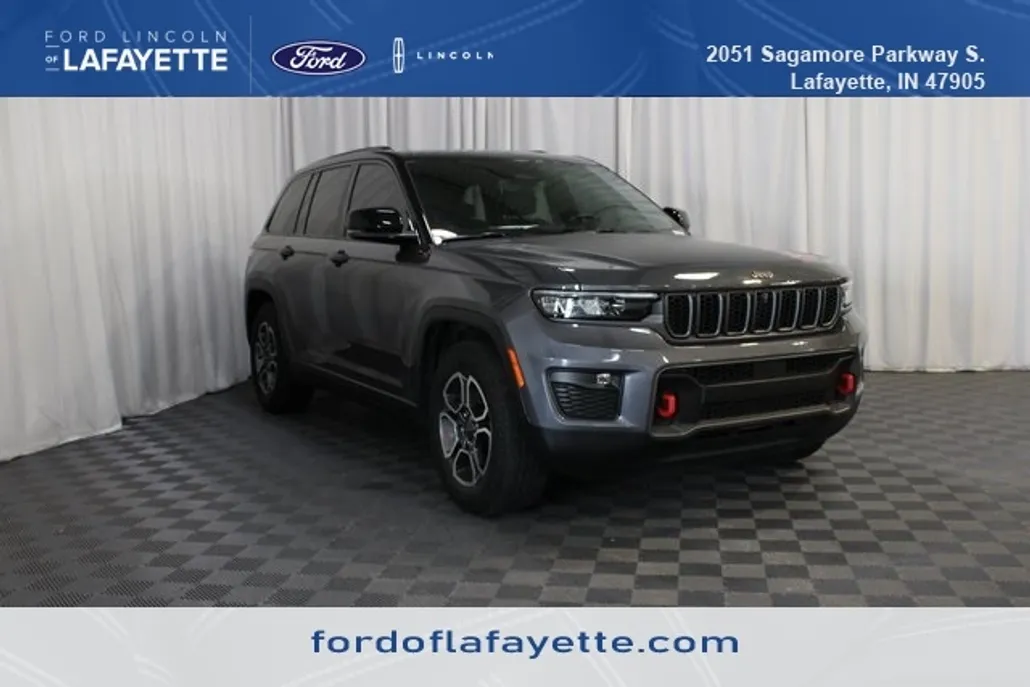 2022 Jeep Grand Cherokee Trailhawk photo 1