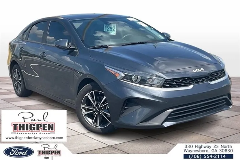 2024 Kia Forte LXS photo 1
