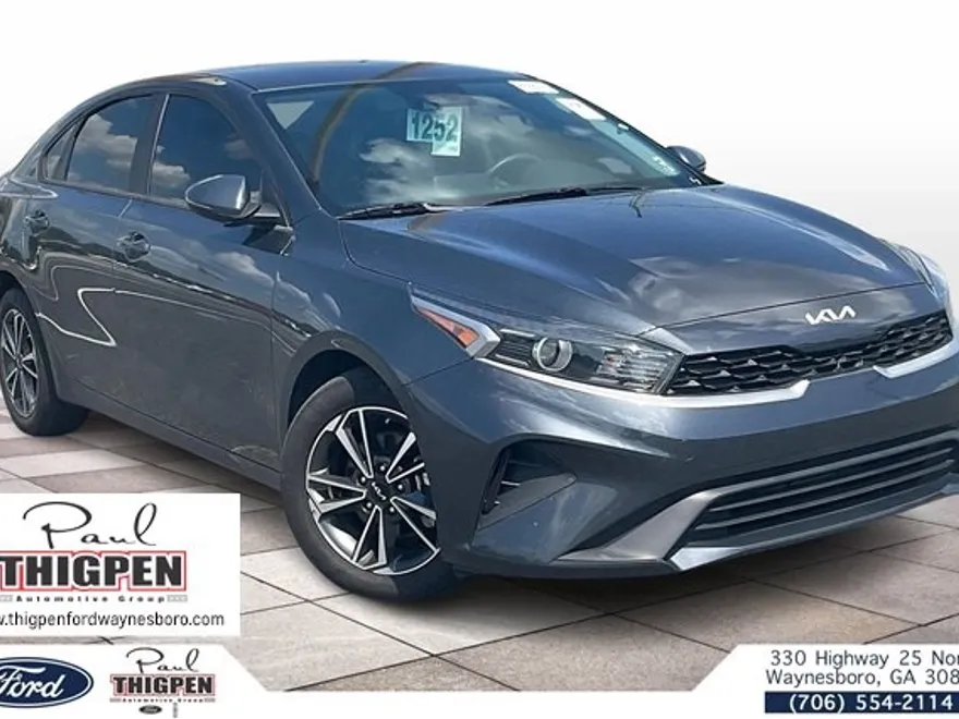 2024 Kia Forte LXS photo 1