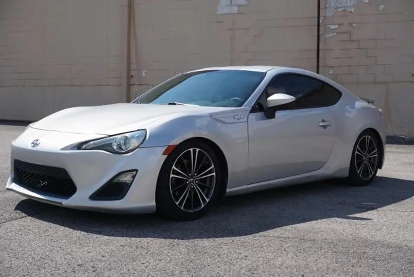 2014 Scion FR-S photo 1