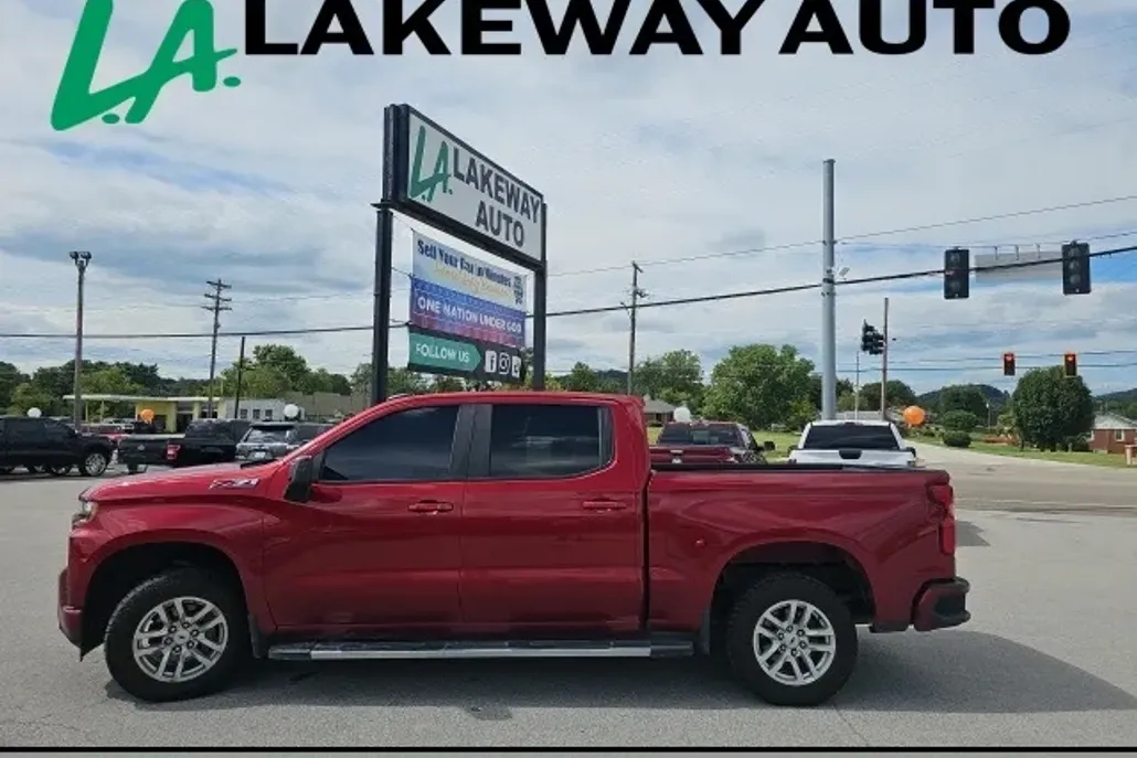 2021 Chevrolet Silverado 1500 RST photo 1
