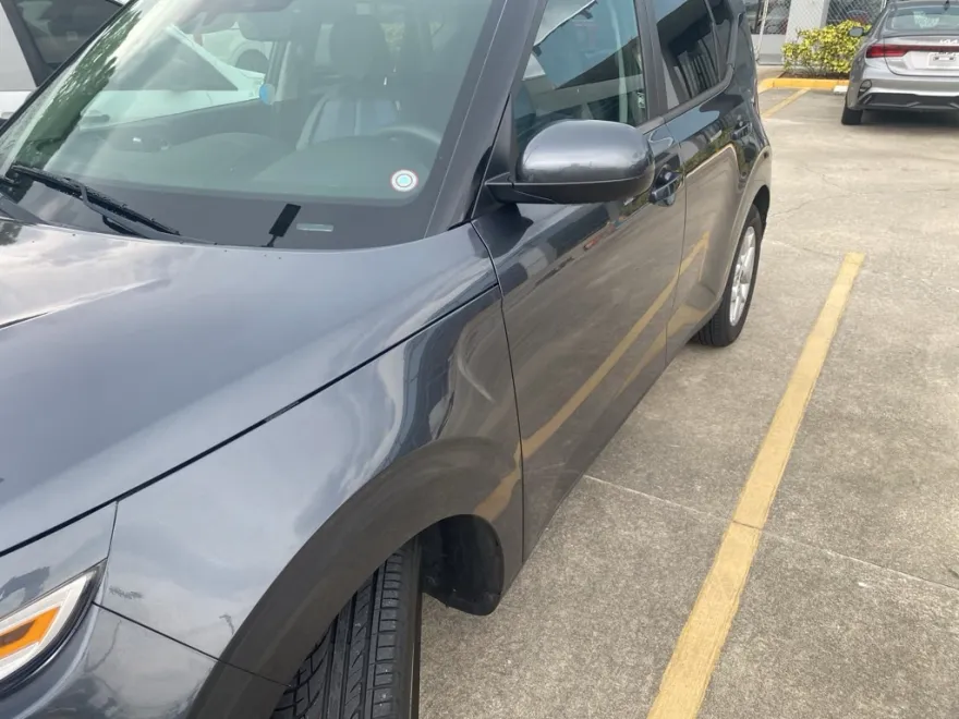 2020 Kia Soul S photo 1