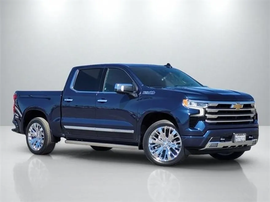 2023 Chevrolet Silverado 1500 High Country photo 1