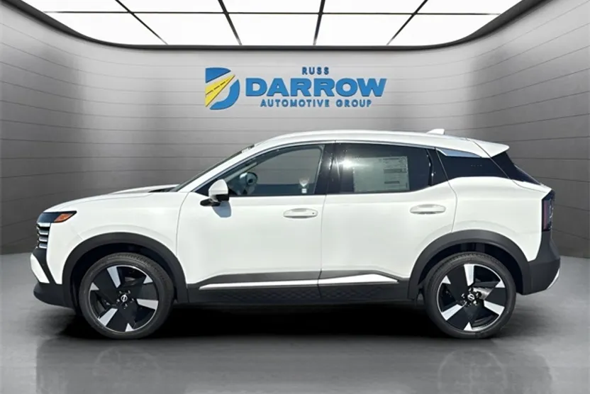 2025 Nissan Kicks SR photo 1