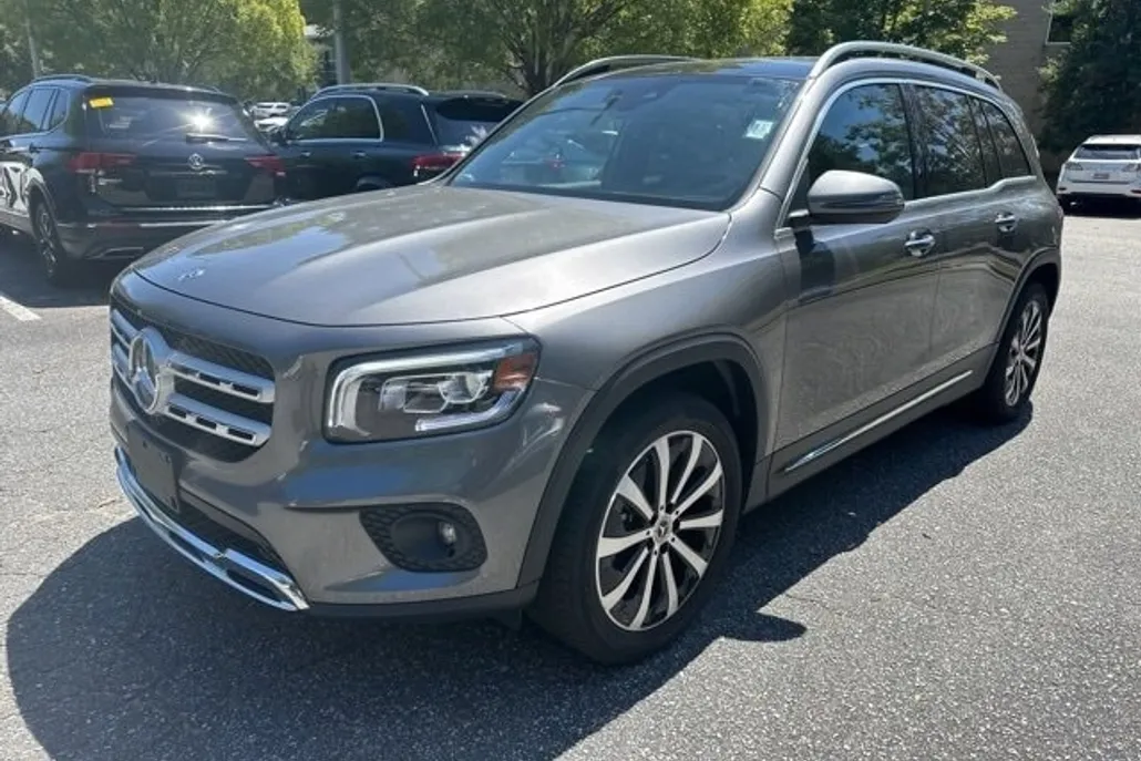 2022 Mercedes Benz GLB 250 4MATIC photo 1