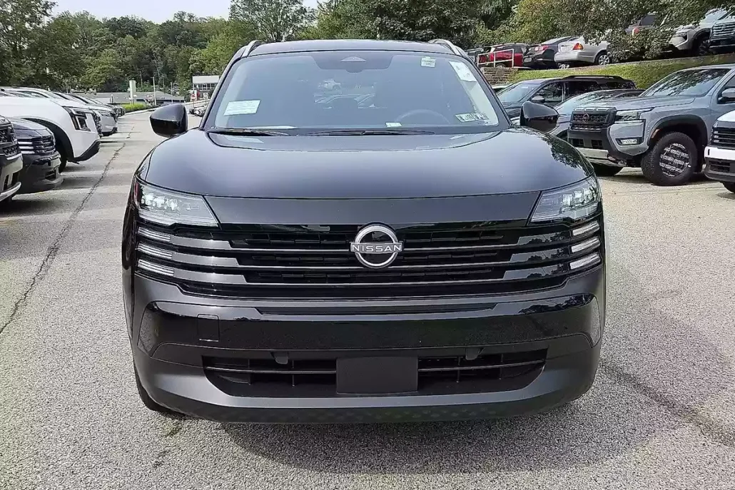 2026 Nissan Kicks SV photo 1
