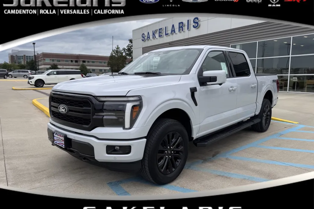 2025 Ford F-150 Lariat photo 1