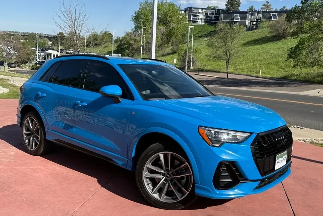 2021 Audi Q3 S line Premium 45 TFSI photo 1