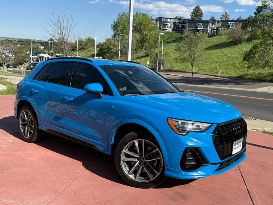 2021 Audi Q3 S line Premium 45 TFSI photo 1