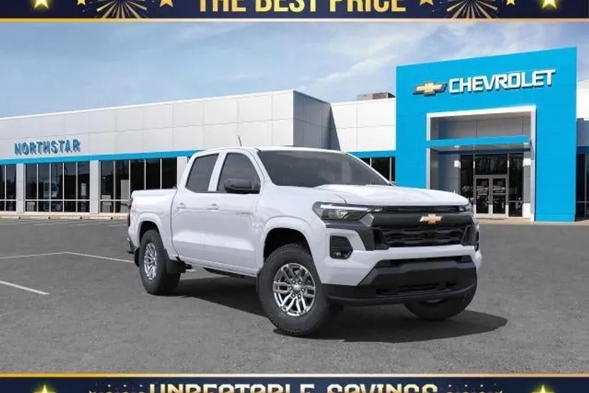 2025 Chevrolet Colorado Work Truck LT photo 1