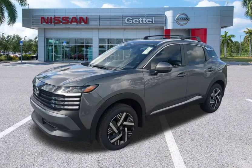 2025 Nissan Kicks SV photo 1