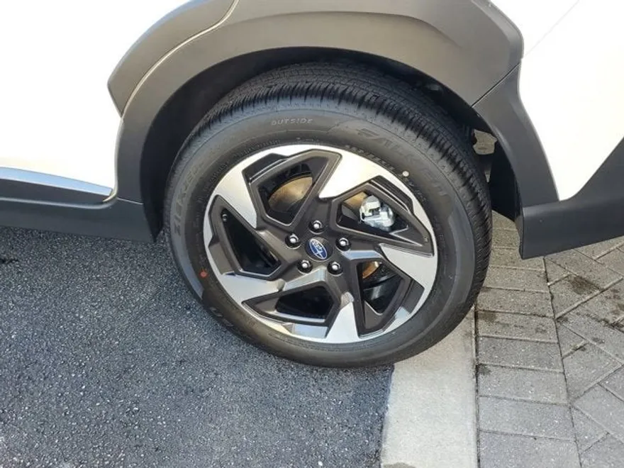 2025 Subaru Crosstrek Limited photo 1