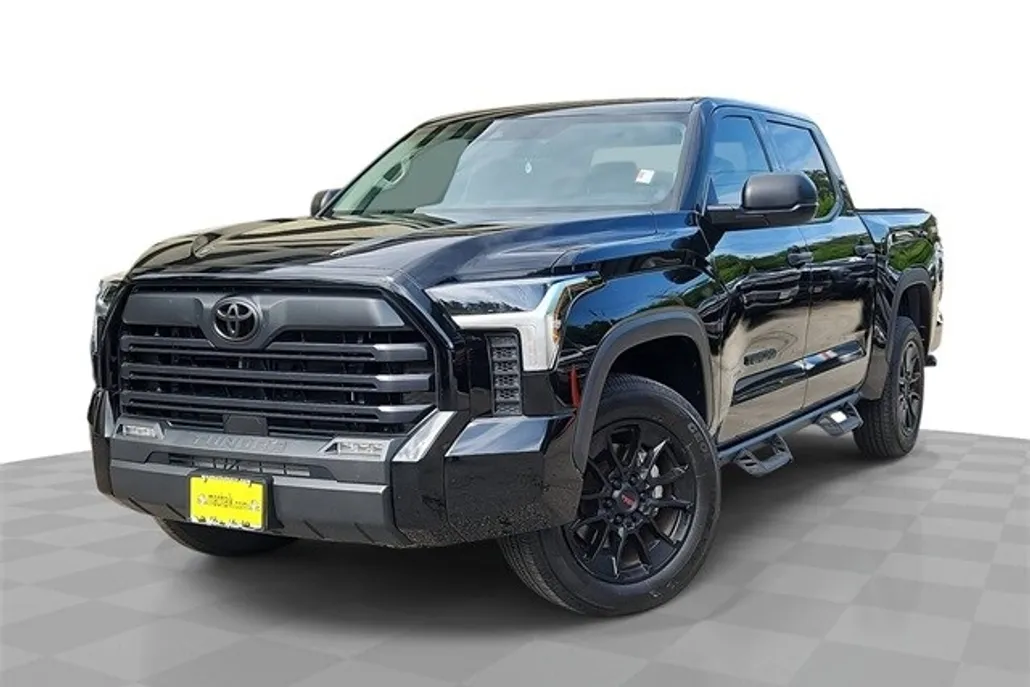 2024 Toyota Tundra SR5 photo 1