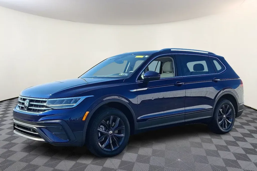2024 Volkswagen Tiguan SE Sport photo 1