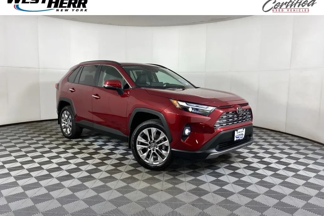 2025 Toyota RAV4 Limited photo 1