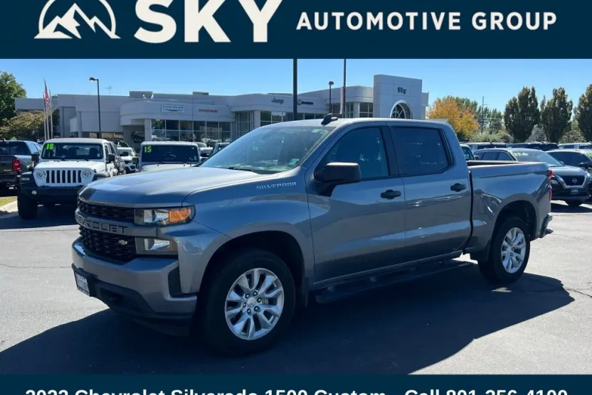 2022 Chevrolet Silverado 1500 Custom photo 1