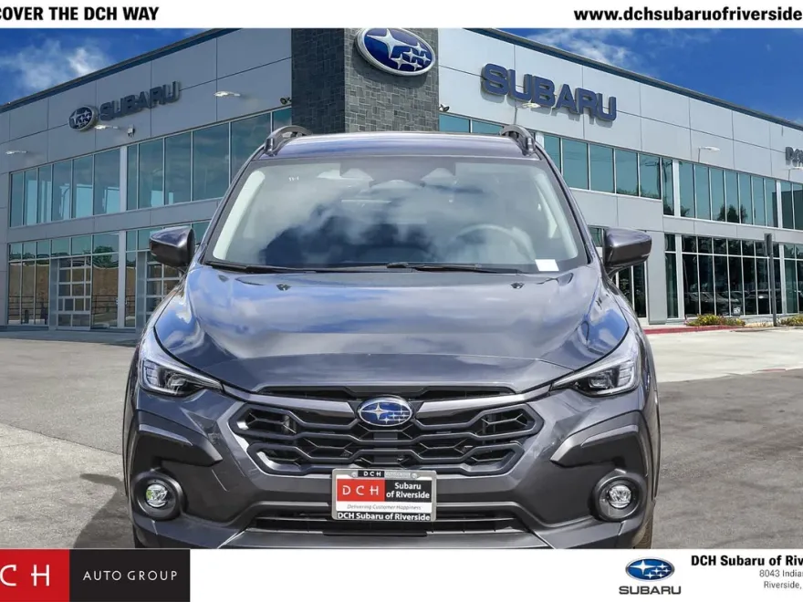 2025 Subaru Crosstrek Limited photo 2