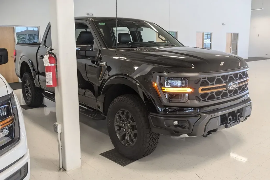 2025 Ford F-150 Tremor photo 1
