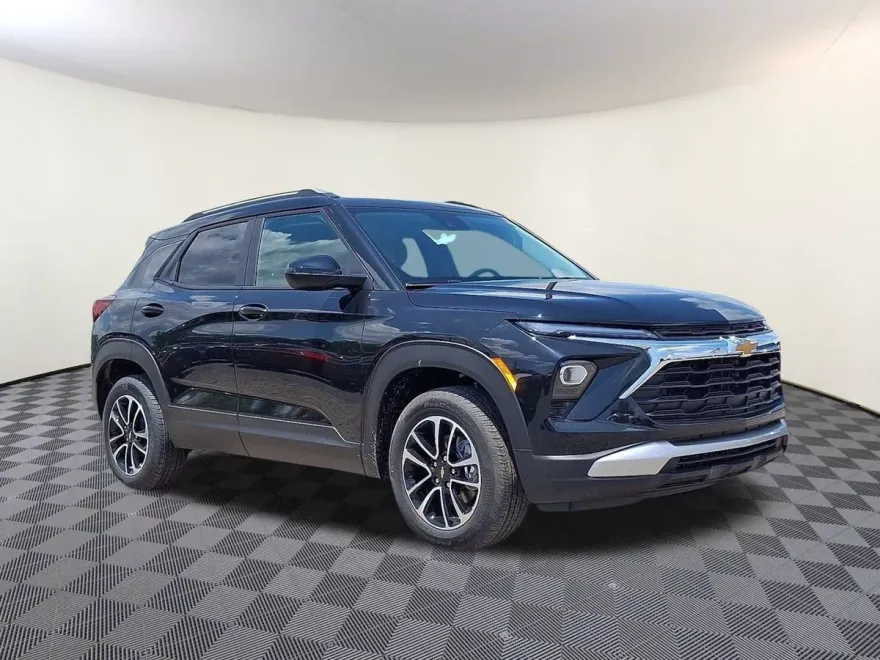 2026 Chevrolet Trailblazer LT photo 1