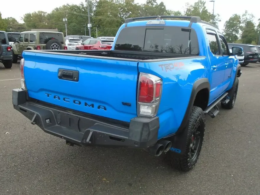 2021 Toyota Tacoma 4x4 SR Double Cab V6 photo 1