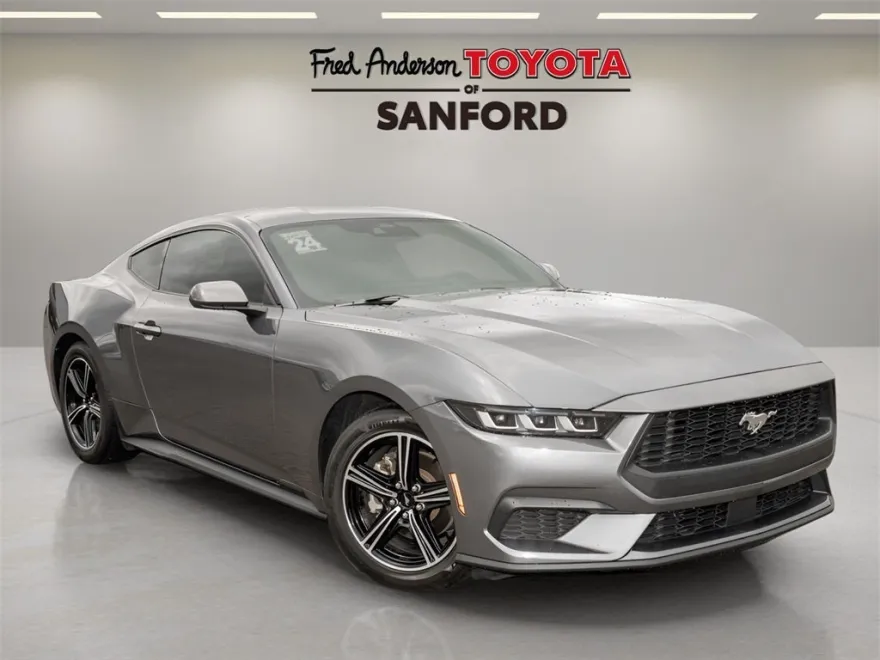2024 Ford Mustang EcoBoost photo 1