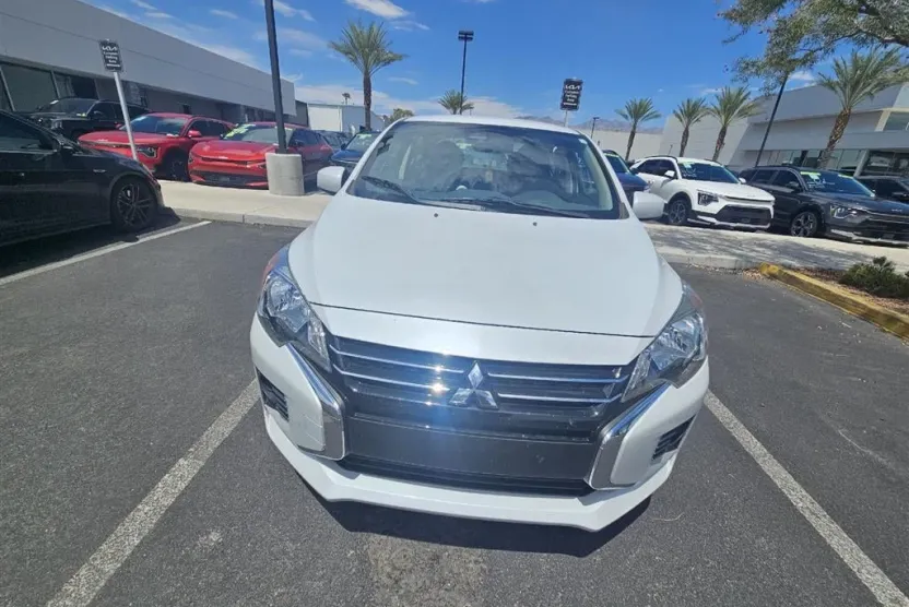 2024 Mitsubishi Mirage G4 ES photo 1