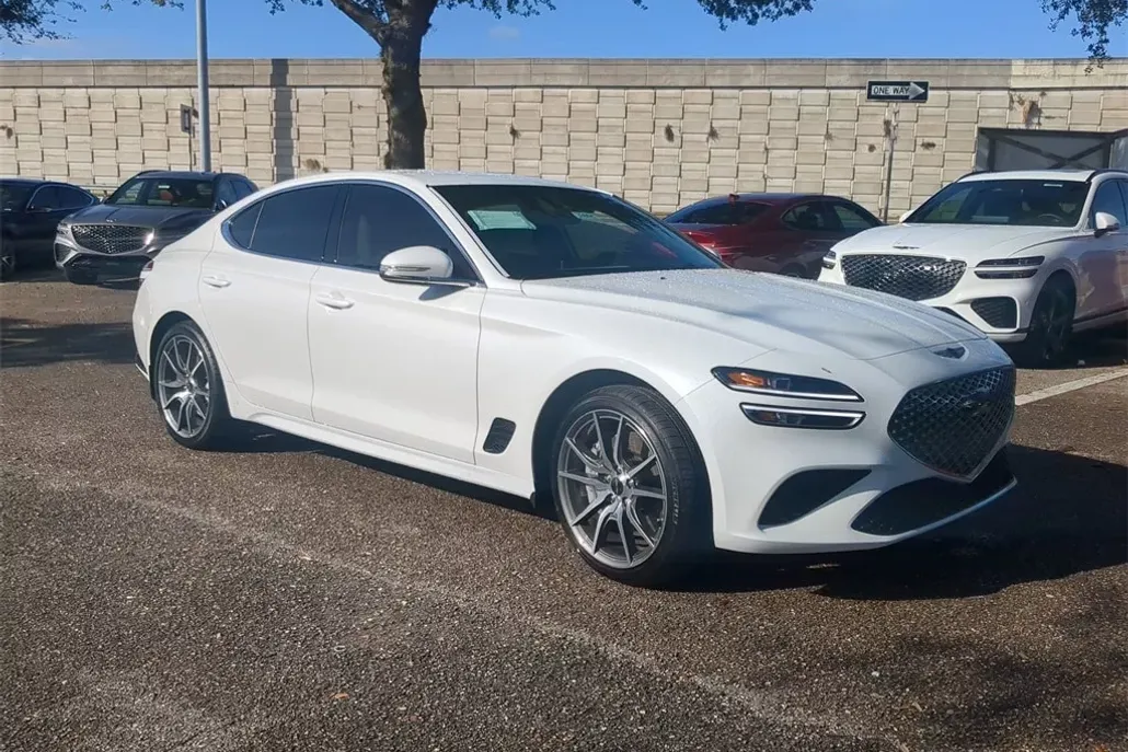 2025 Genesis G70 2.5T photo 1