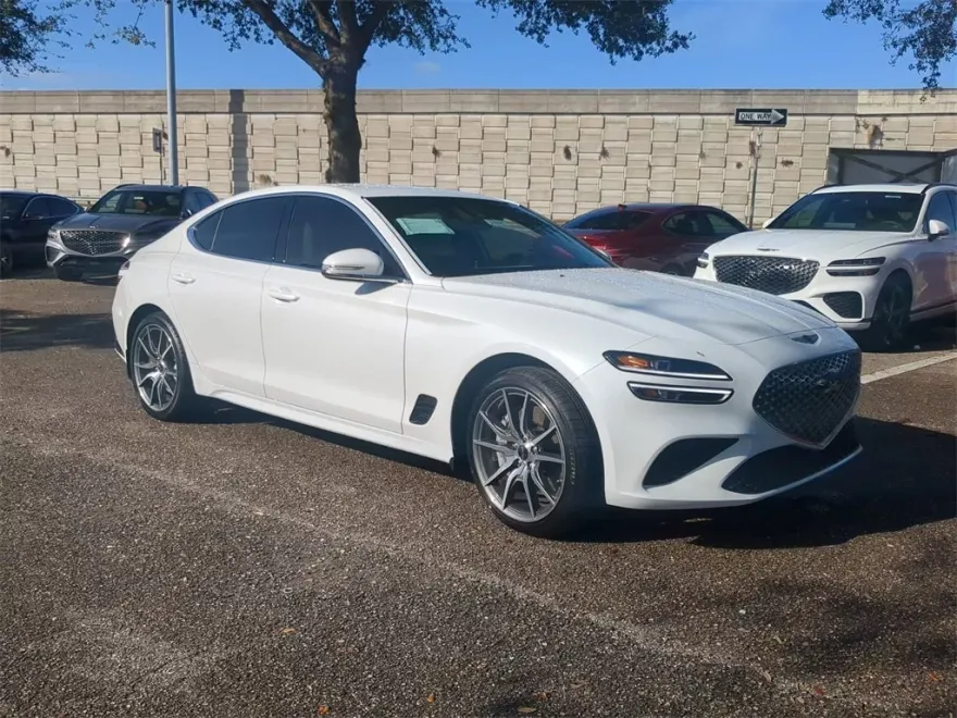 2025 Genesis G70 2.5T photo 1