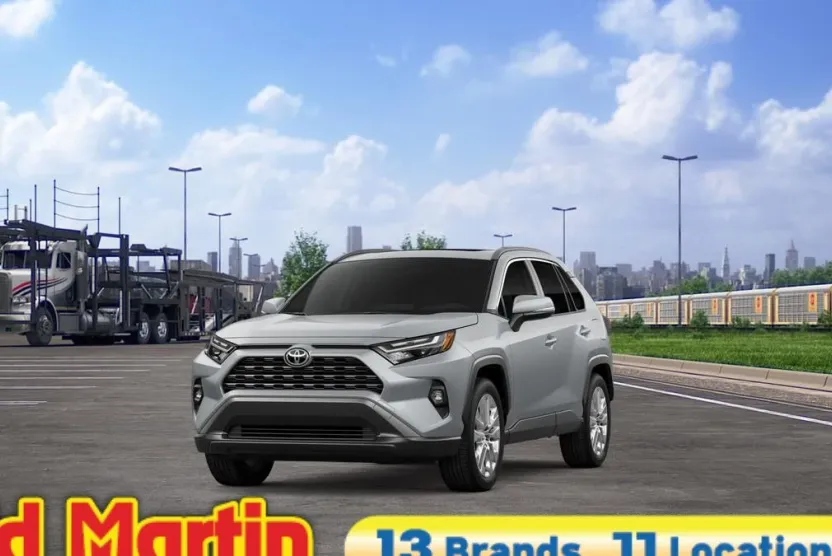 2025 Toyota RAV4 XLE Premium photo 1