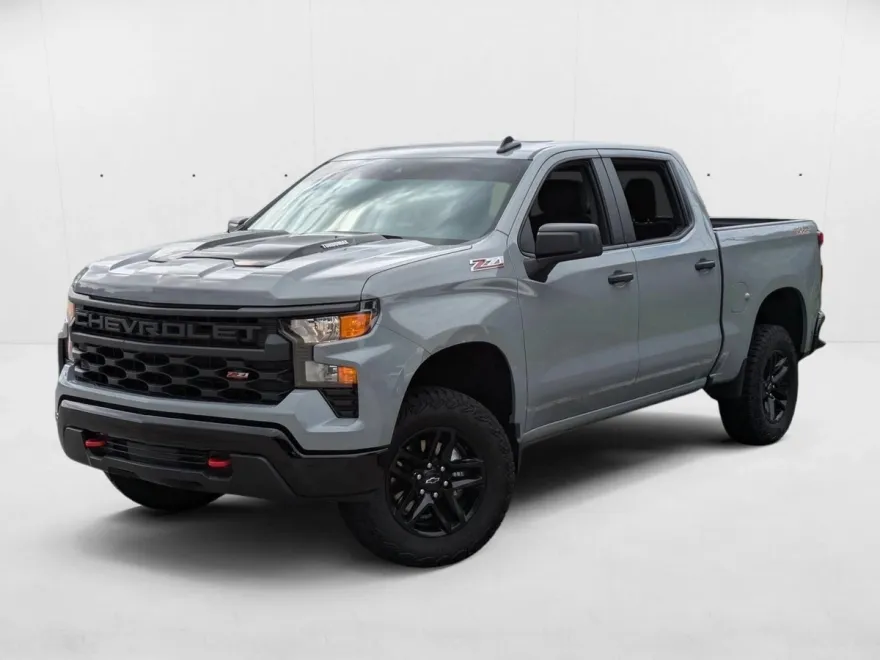 2025 Chevrolet Silverado 1500 Custom Trail Boss photo 1